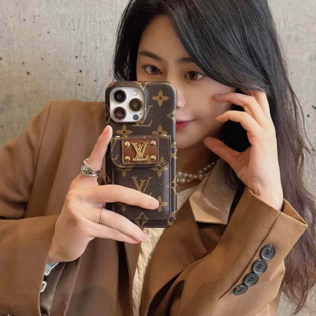 Sandsberg | Luxus Marken Leder Monogramm iPhone Hülle Mit Geldbörse