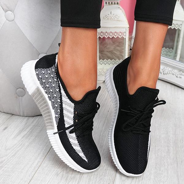 Atmungsaktive, leichte Sneakers zum Schnüren