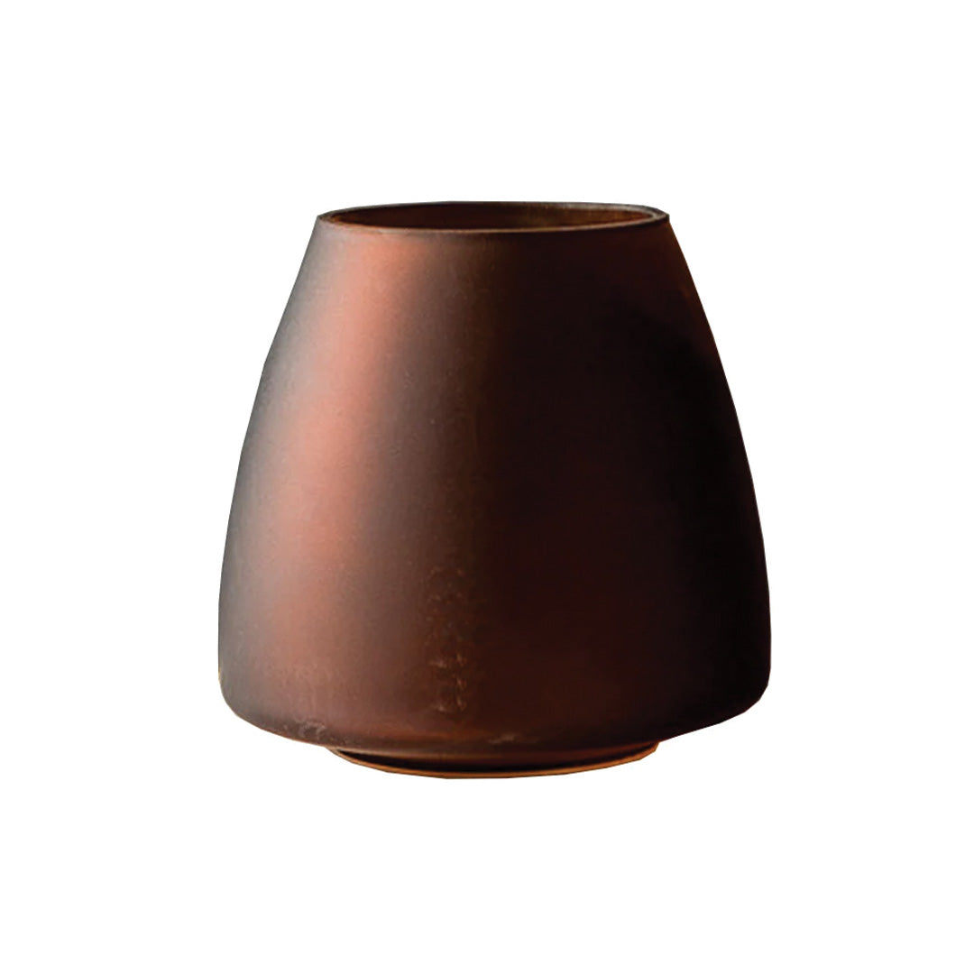 Zeitgenössische Vase aus Milchglas