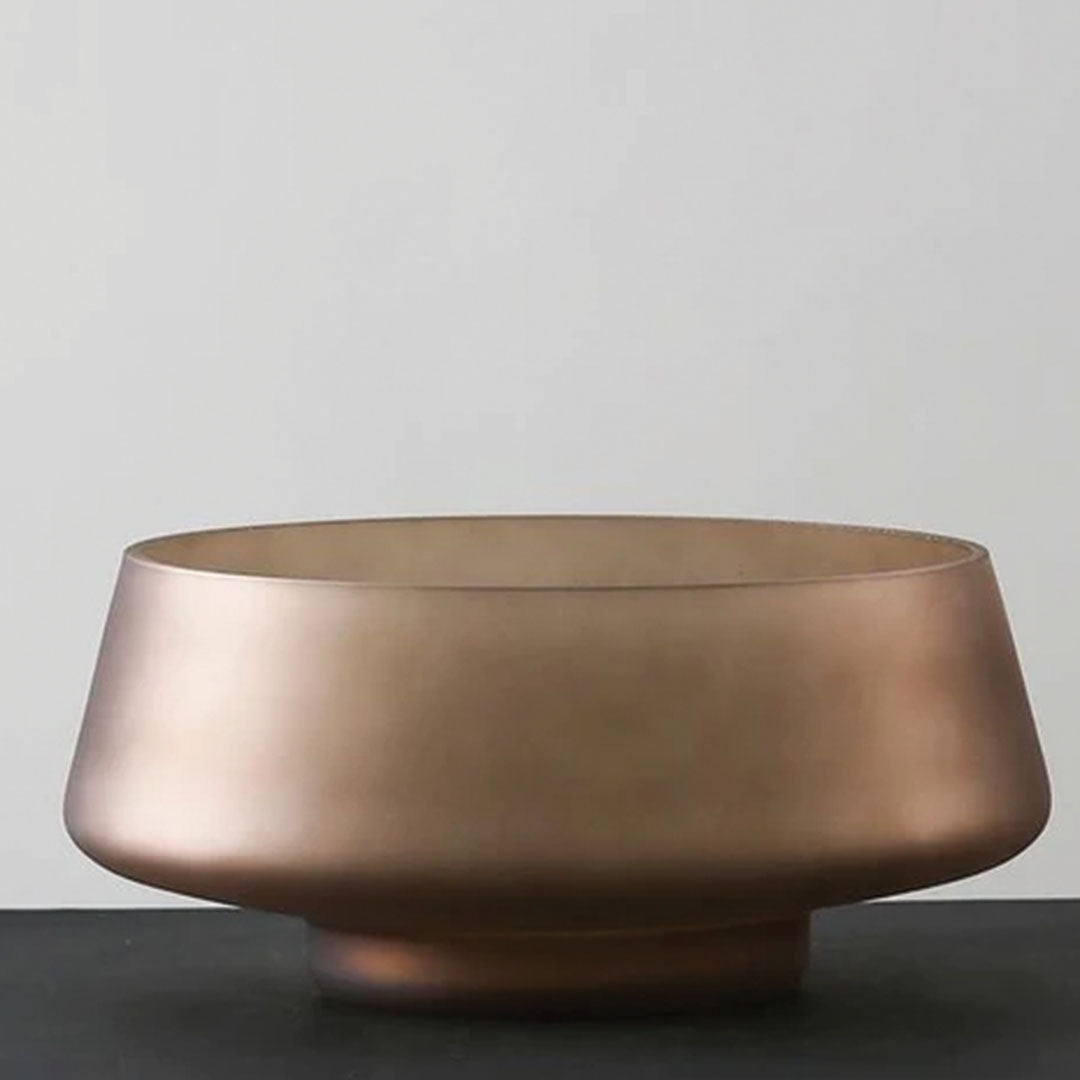 Zeitgenössische Vase aus Milchglas