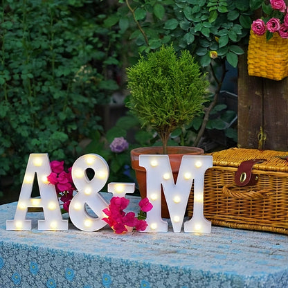 Sandsberg | LetterGlow - Wireless LED-Buchstabenlampe für einzigartigen Stil