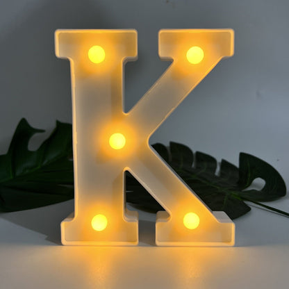 Sandsberg | LetterGlow - Wireless LED-Buchstabenlampe für einzigartigen Stil