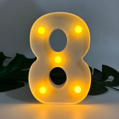 Sandsberg | LetterGlow - Wireless LED-Buchstabenlampe für einzigartigen Stil
