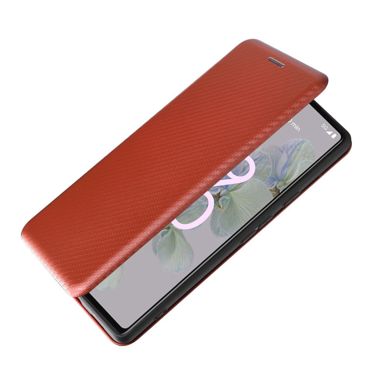 Für Google Pixel 6a Karbonfasertextur Horizontal Flip Leder Handyhülle (Braun)