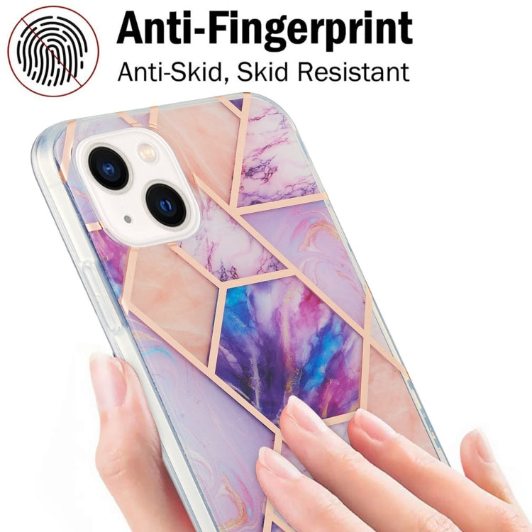 Für iPhone 15 Plus Elektroplating Splicing Marmor Blume Muster Dual-Seite IMD TPU Schockschutz Handyhülle (Helllila)