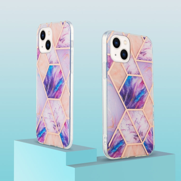 Für iPhone 15 Plus Elektroplating Splicing Marmor Blume Muster Dual-Seite IMD TPU Schockschutz Handyhülle (Helllila)
