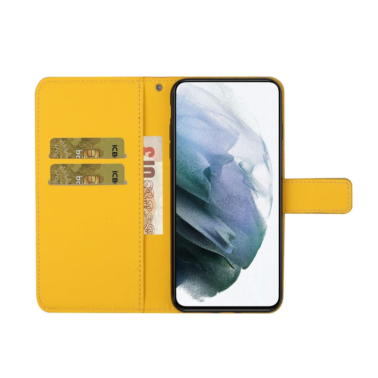 Für iPhone 15 Plus Ethno-Stil Prägungsmuster Leder Handyhülle (Gelb)