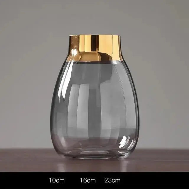 Goldene Folien-Blumenvase