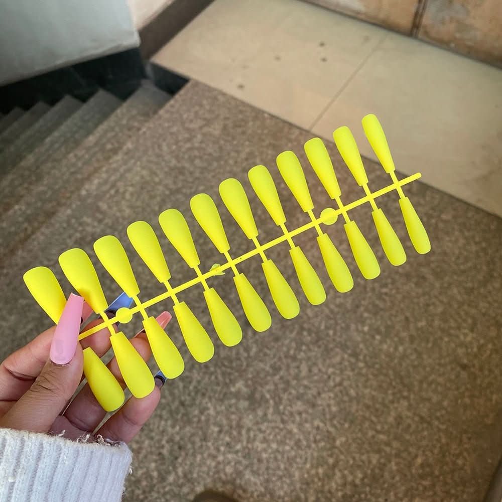 Sandsberg | On Nails - Elegante künstliche Nägel in 13 Farben