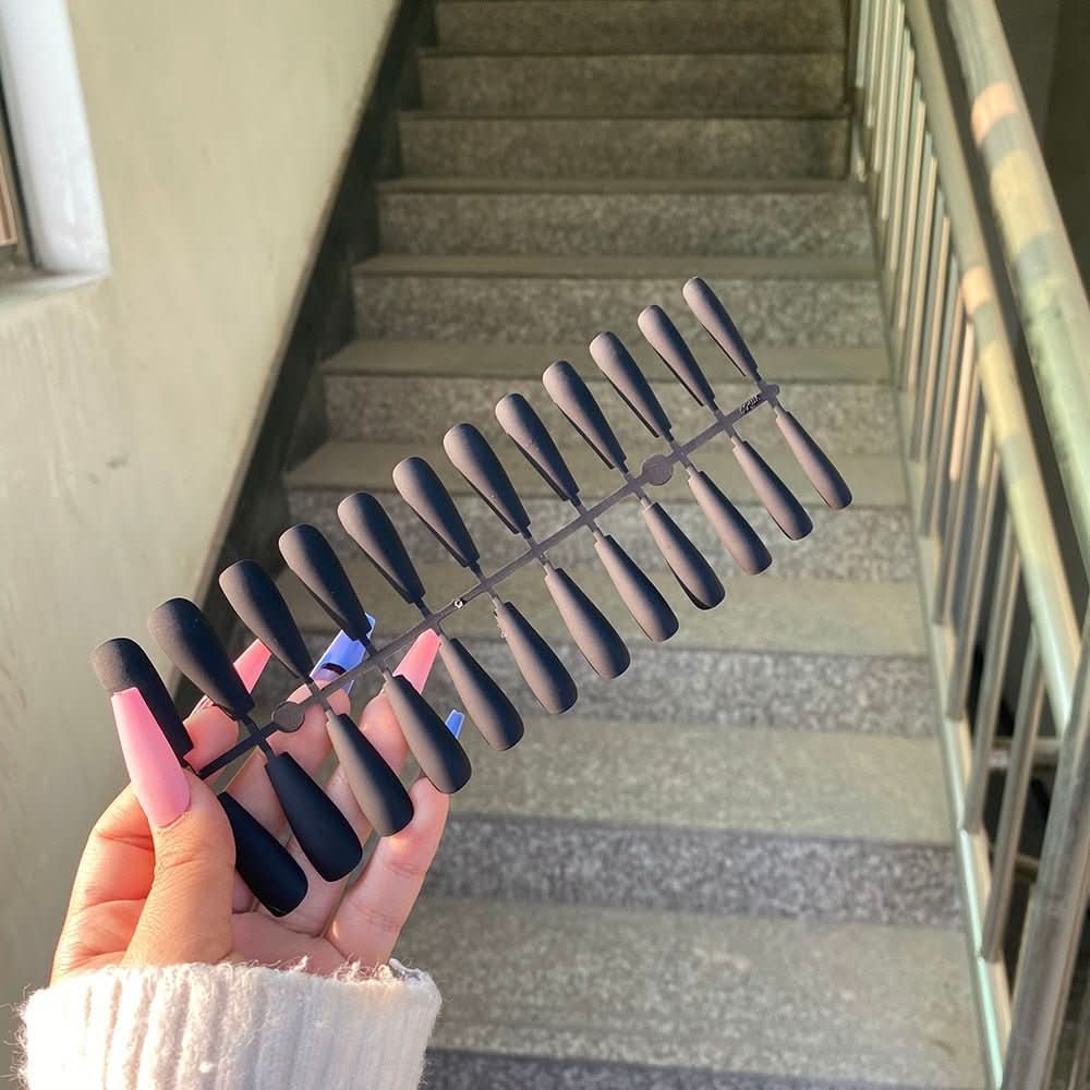 Sandsberg | On Nails - Elegante künstliche Nägel in 13 Farben