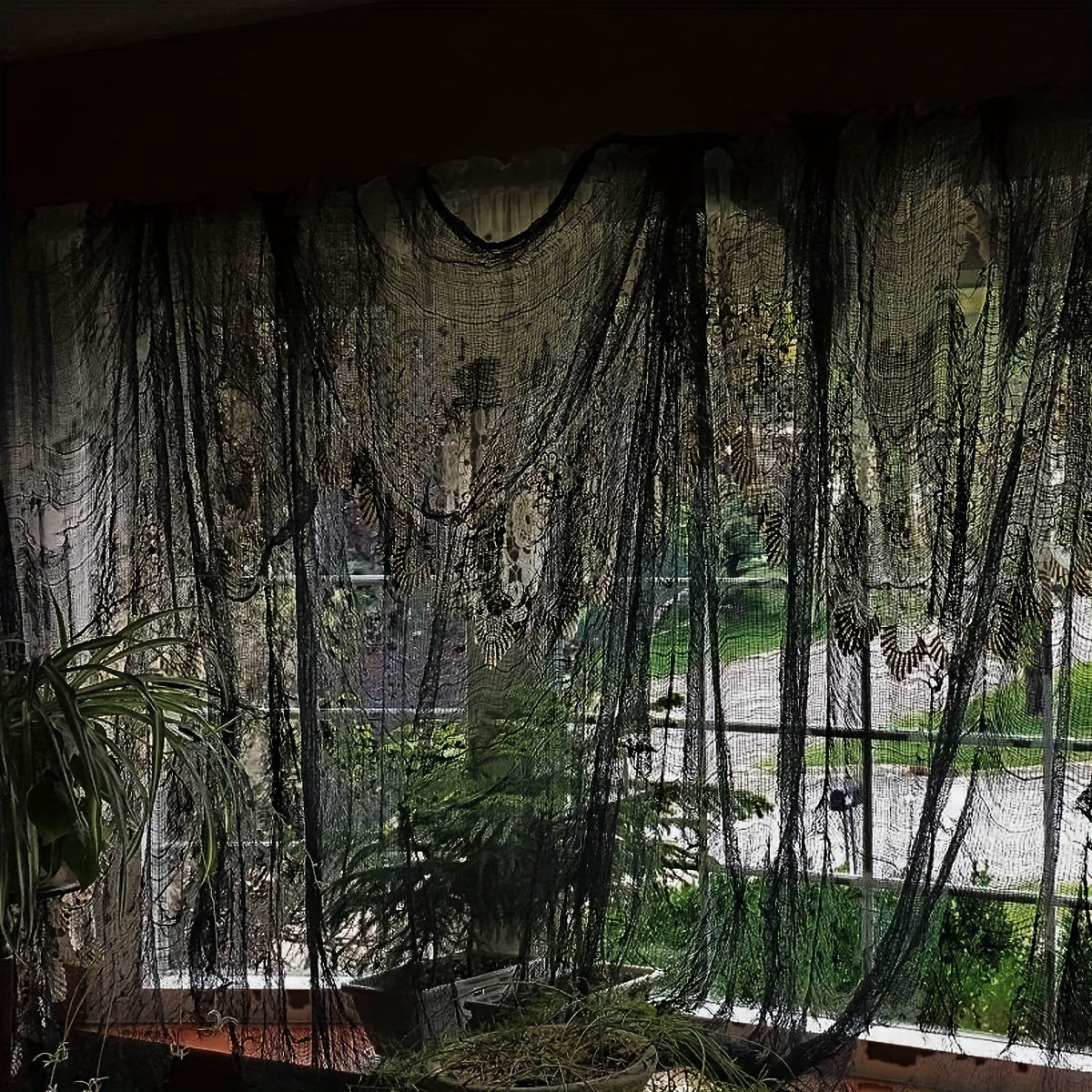 Sandsberg | Halloween Schwarze Stoffhängedekoration – Polyester Gruseldekor