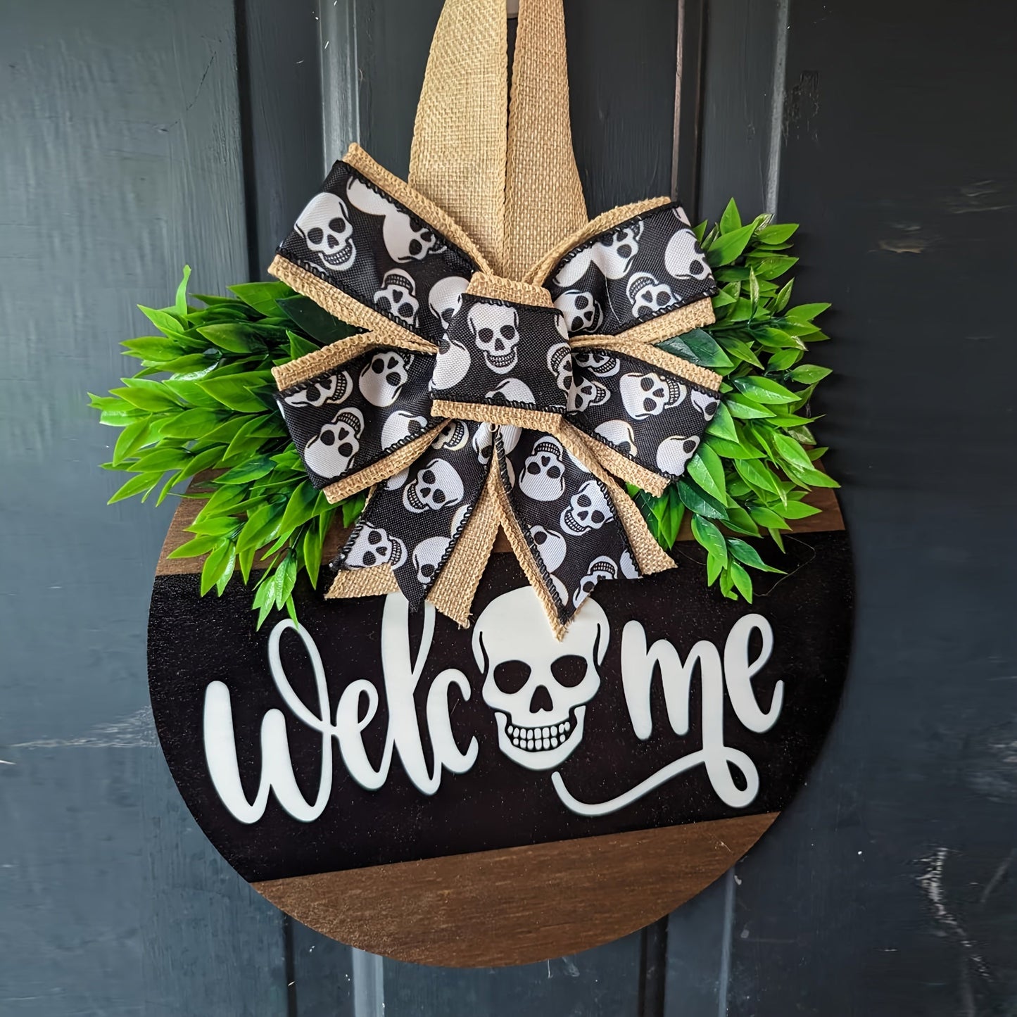 Sandsberg | Spooky Skull Wreath – Rustikale Halloween Eingangsschild