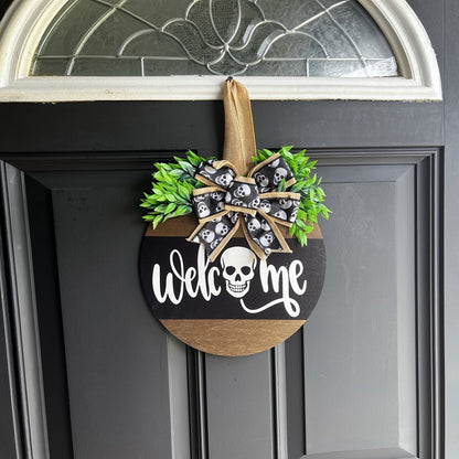 Sandsberg | Spooky Skull Wreath – Rustikale Halloween Eingangsschild