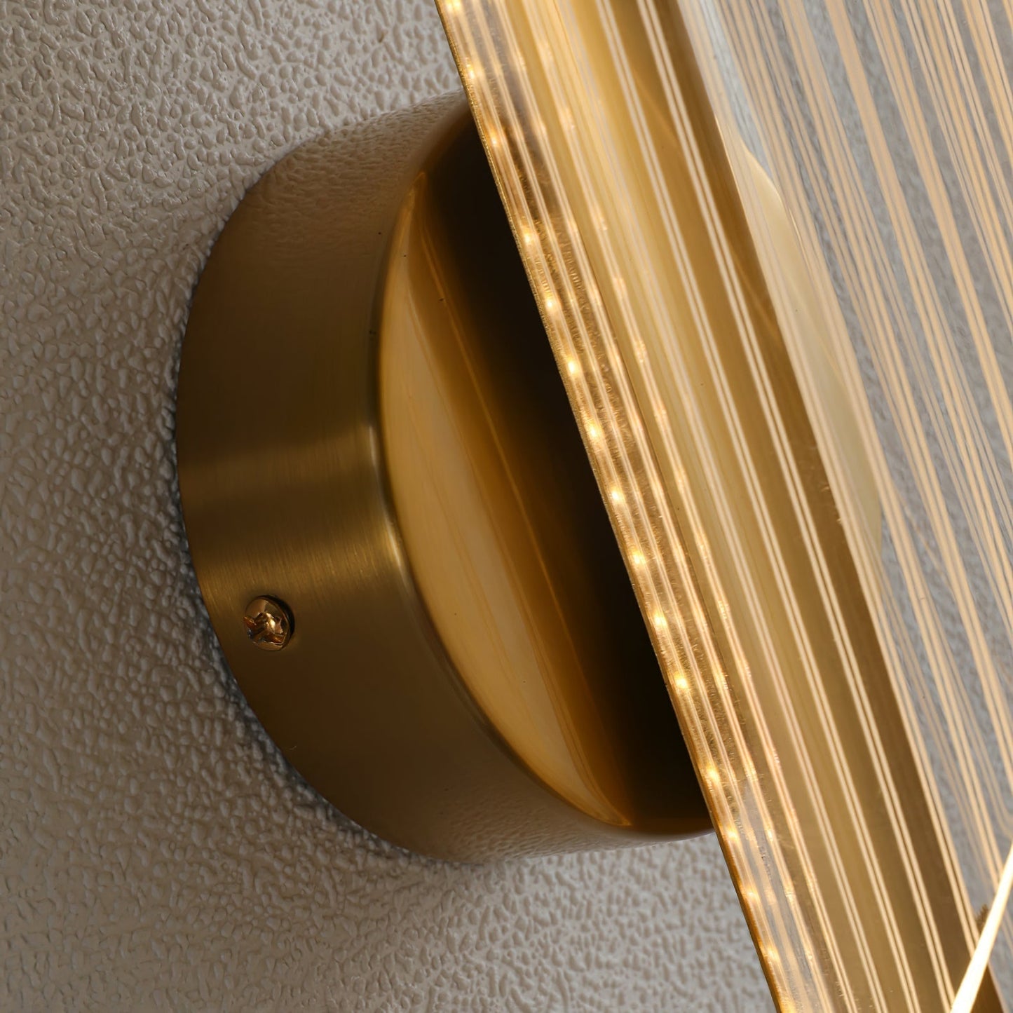 Sandsberg | CrystalAura – Funkelnde Kristallwandlampe für einen glamourösen Touch