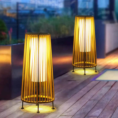 Sandsberg | Solar LED Rattan-Laterne – Große Außenbeleuchtung im Oval-Design für Garten und Terrasse