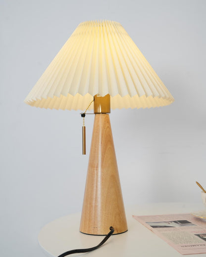 Sandsberg | AntiqueRadiance – Elegante Holz- und Metalltischlampe