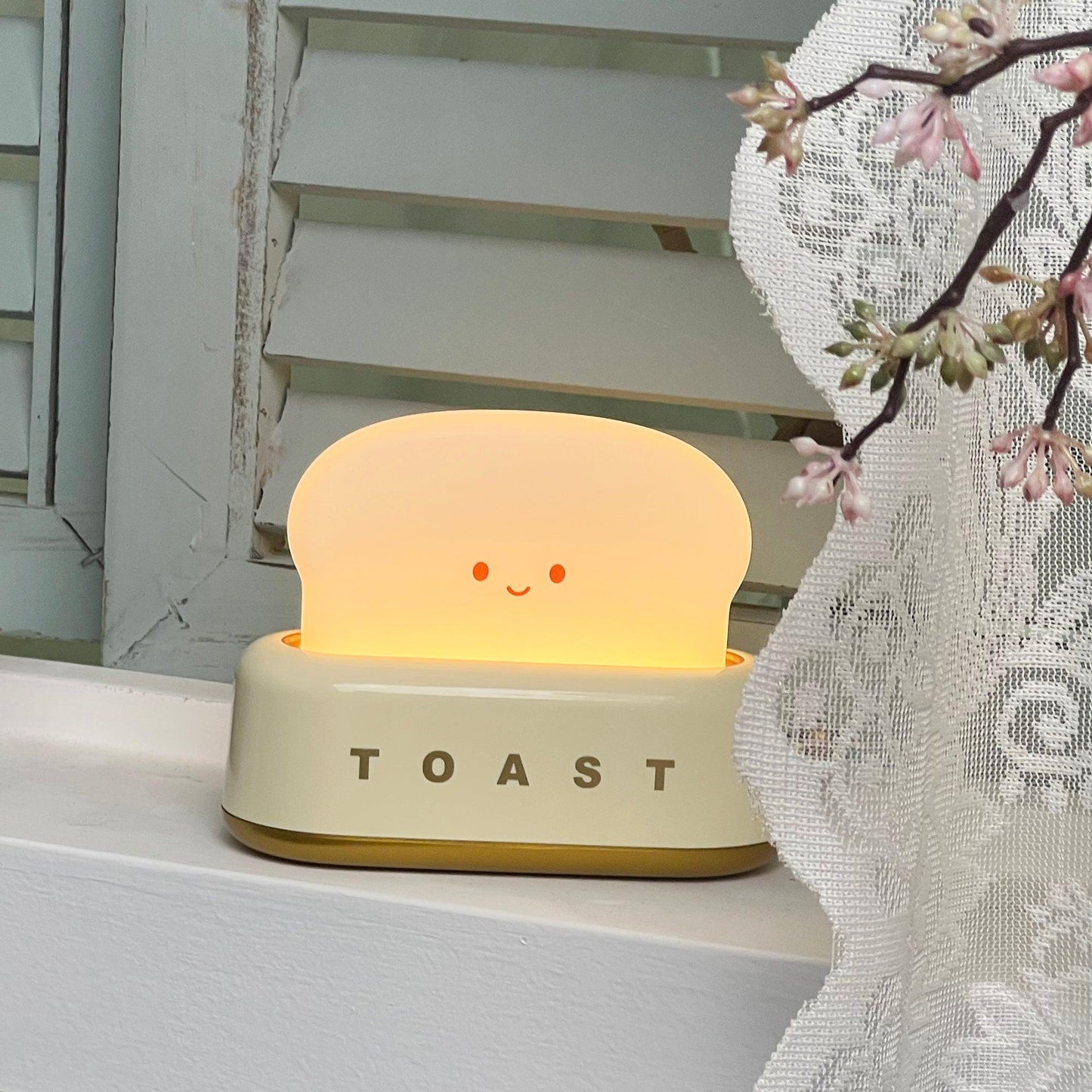 Sandsberg | TinyToast Tischlampe – Tragbare toasterförmige Nachtlicht mit dimmbarer LED & USB-Anschluss
