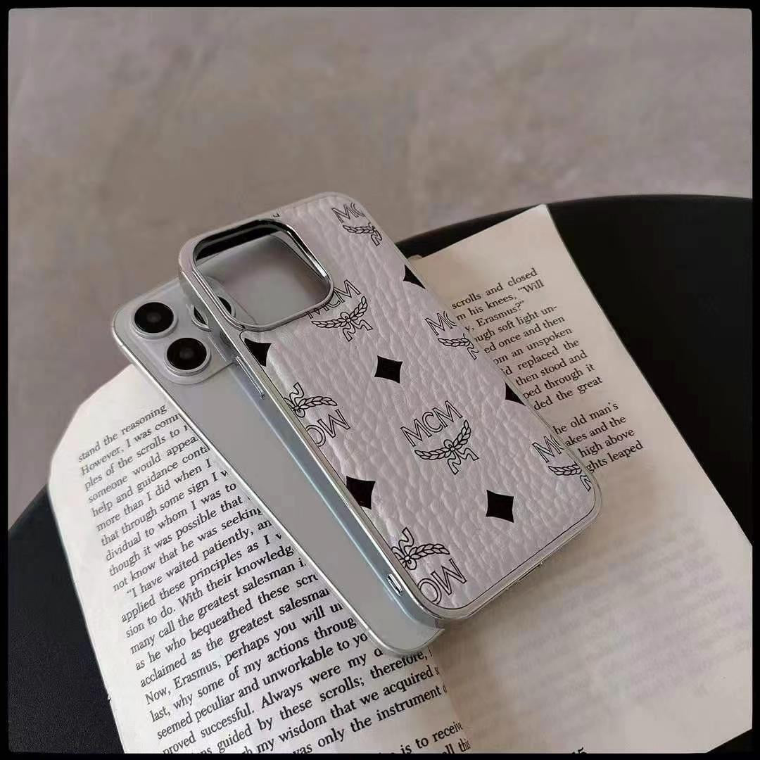Sandsberg | Designer Prägung Lederetui für iPhone
