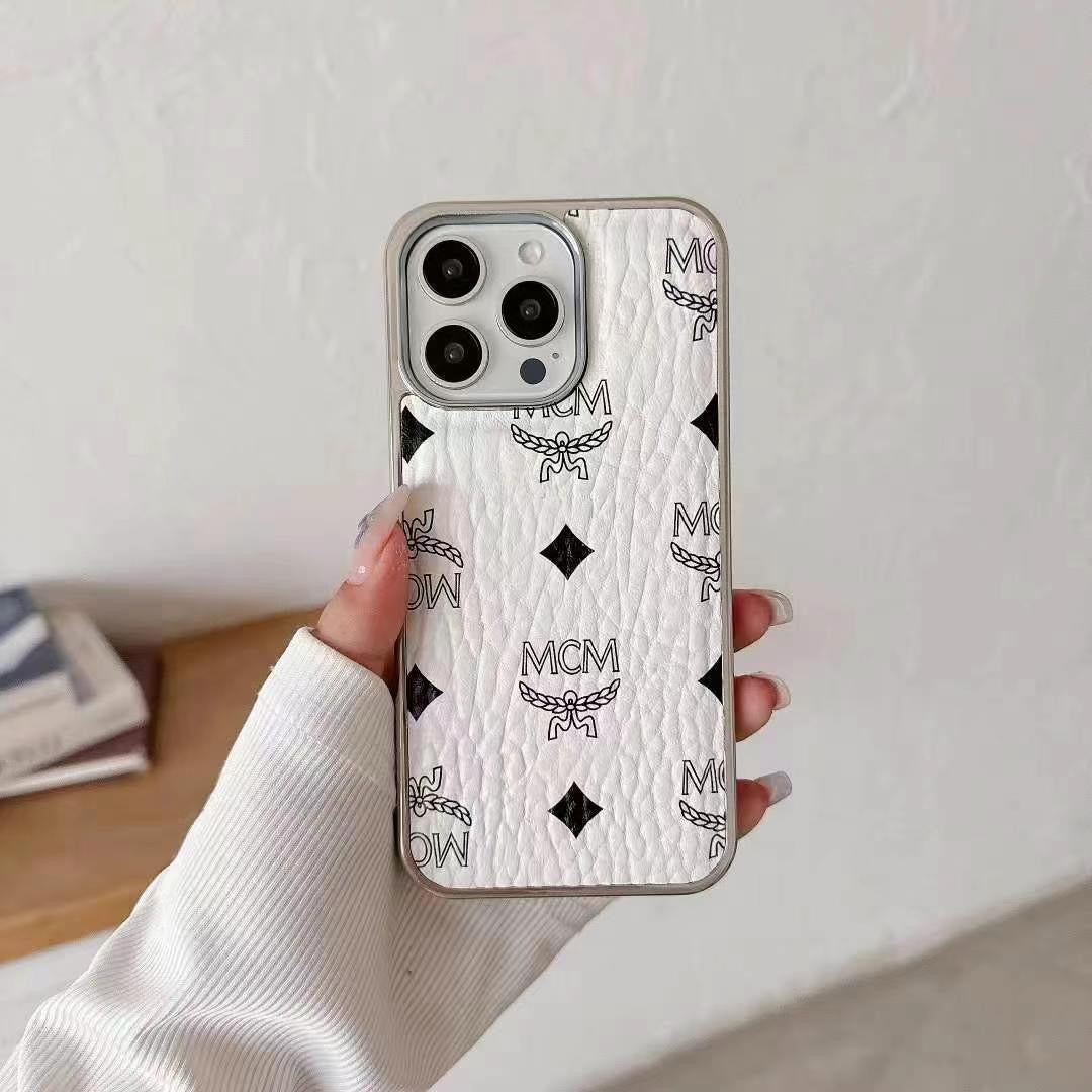 Sandsberg | Designer Prägung Lederetui für iPhone