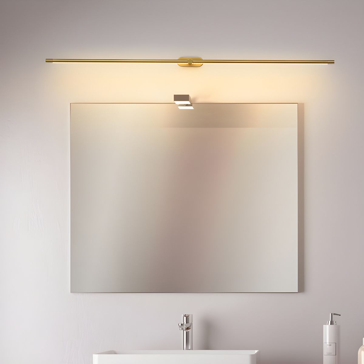 Sandsberg | Kady Linear Plug-In Wandleuchte