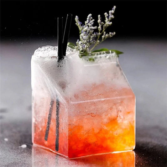 Box Shape Milchglasbecher