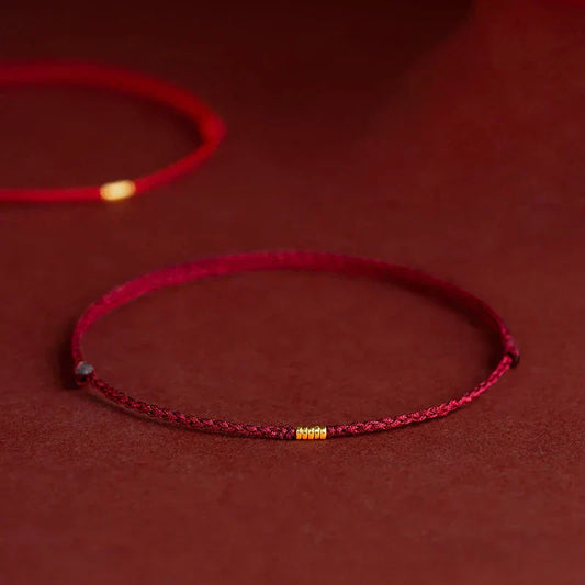 Handgemachtes Armband mit heiligem Segen