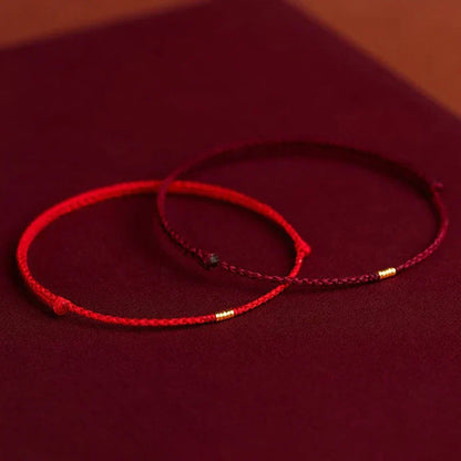 Handgemachtes Armband mit heiligem Segen