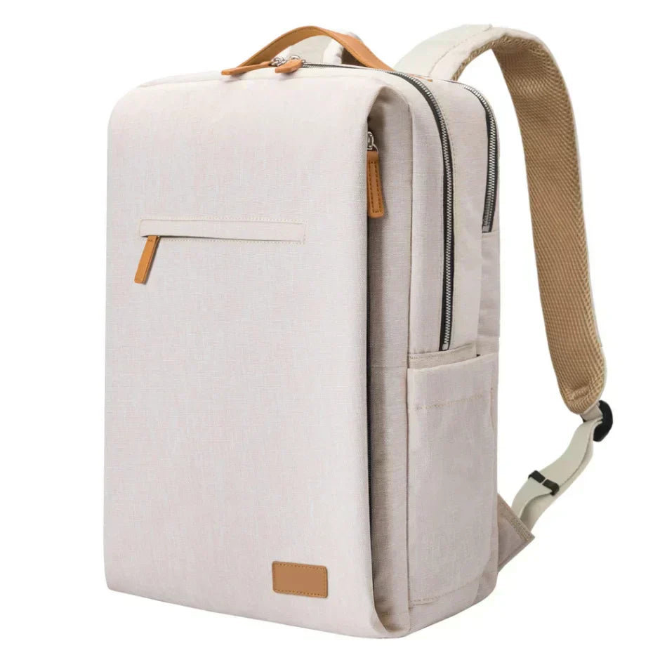 Sandsberg | TechPort Laptop-Rucksack mit USB-Ladeanschluss – Wasserabweisendes Design für 15,6-Zoll-Laptops