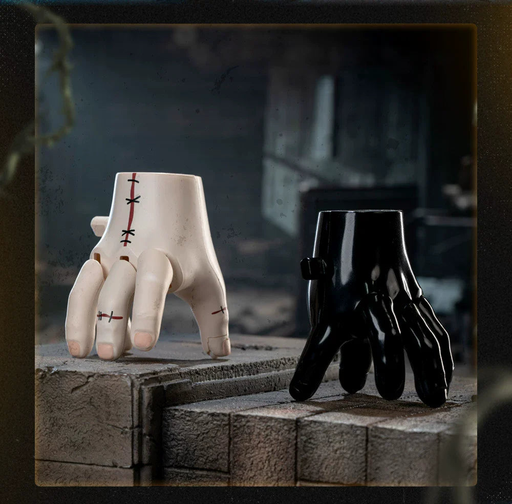 Sandsberg | Super aktivierte bewegliche fremde Hände