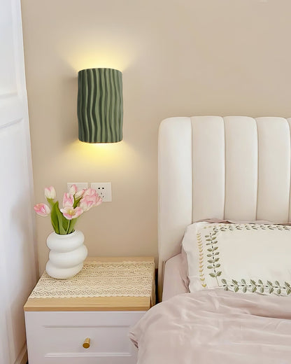 Sandsberg | NordicLuxe – Harzwandlampe mit warmem und einladendem Glanz