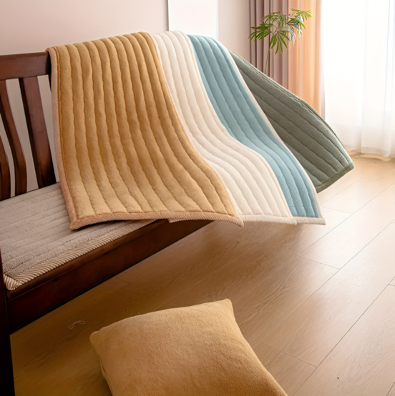 Sandsberg | PolyesPlush rutschfeste Sofabezug – haustierfreundlich, maschinenwaschbarer Couchschutz