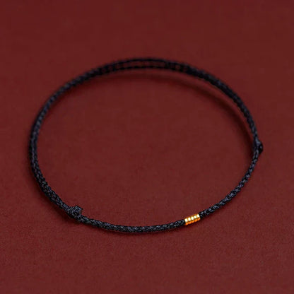 Handgemachtes Armband mit heiligem Segen