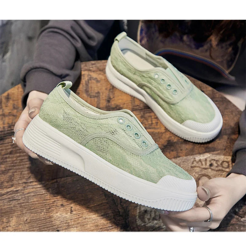 Sommer Schuhe Damen Sneakers Atmungsaktive Schnürschuhe Flats Damen Dicke Sohle Schwarz Weiß