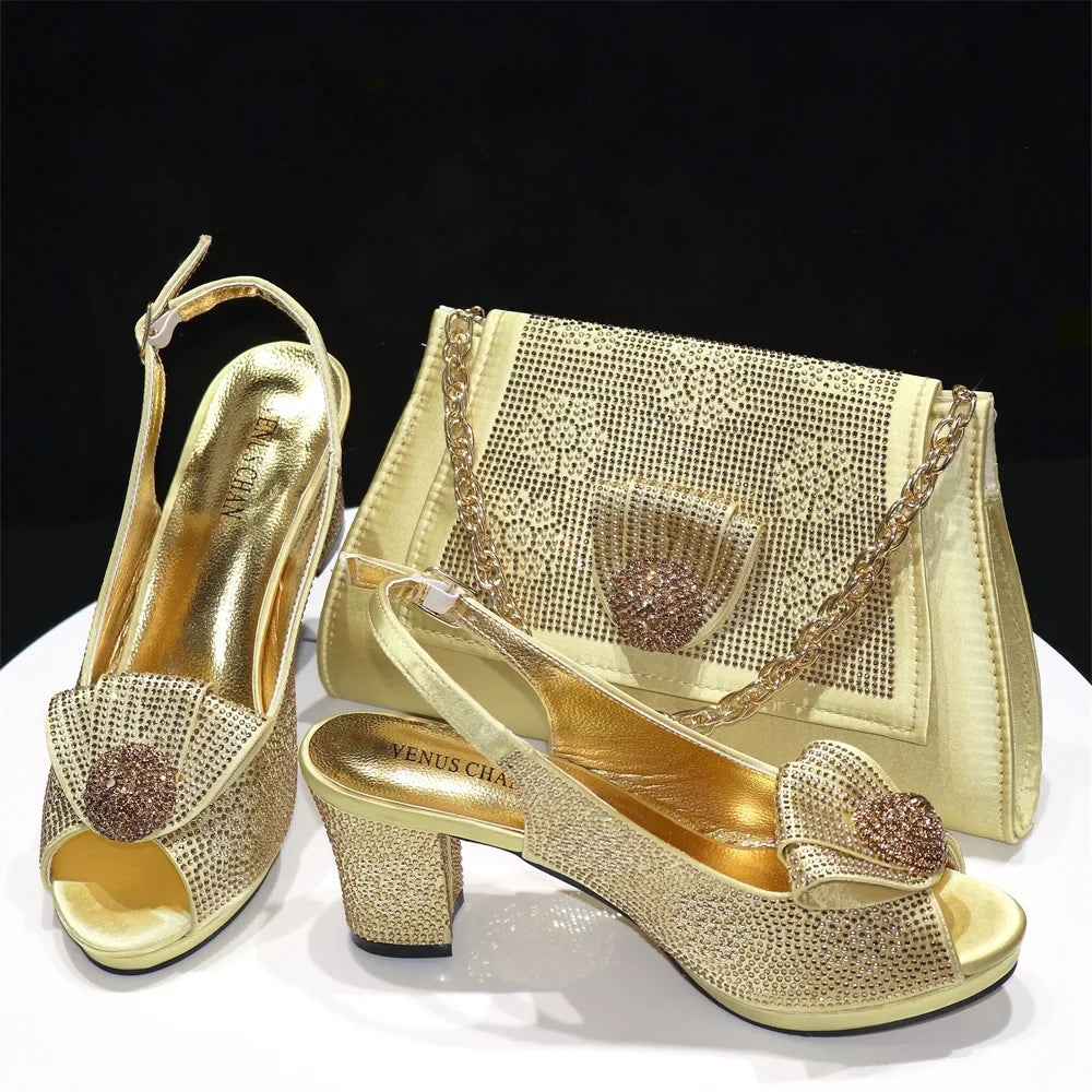 MEOD Italienisches Schuh- und Taschen-Set Neue 2024 Damenschuhe und Taschen-Set In Italien silberne italienische Schuhe mit passender Tasche !P769