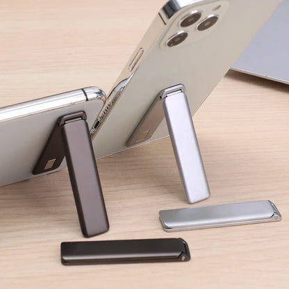 Sandsberg | Klebender ultra dünner magnetischer Kickstand-Halter