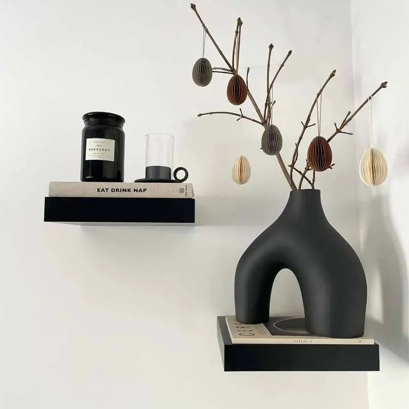 Stilvolle Schwarz-Weiß-Keramikvase