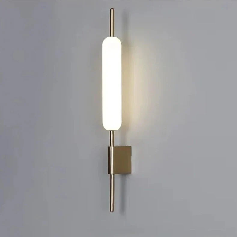 Sandsberg | AuraGold – Elegante Gold Wandlampe für LED-Beleuchtung