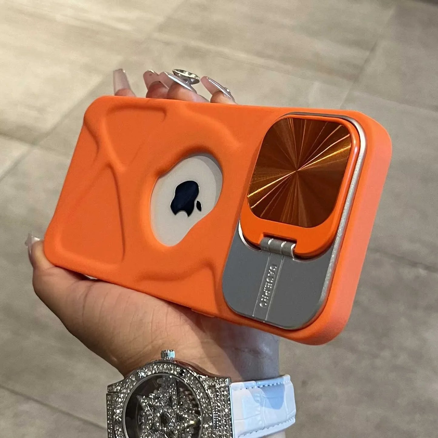 Sandsberg | Magsafe Silikon Linsen Flip iPhone Hülle