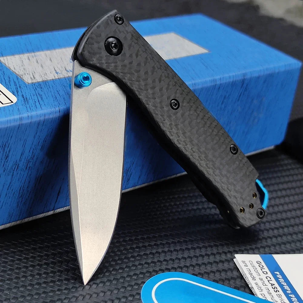 Faltmesser BM 533-3 – Hochwertige S90V Klinge, Kohlefasergriff, Outdoor EDC für Camping und Jagd mit Gürtelclip, Geschenk für Männer