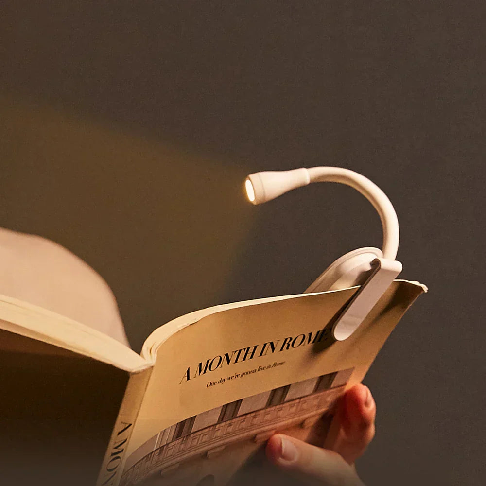Sandsberg | Mini Buchlicht - Tragbares Cliplicht mit USB-Ladung, dimmbares LED für Schlafzimmer, Augenschutz und Camping - 360° Drehclip Buchlampe