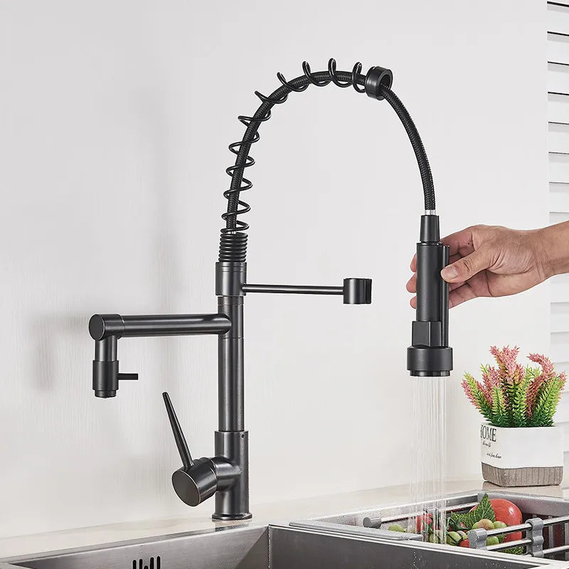 StreamFlex - Luxuriöse Ausziehbare Küchenarmatur in Schwarz und Roségold