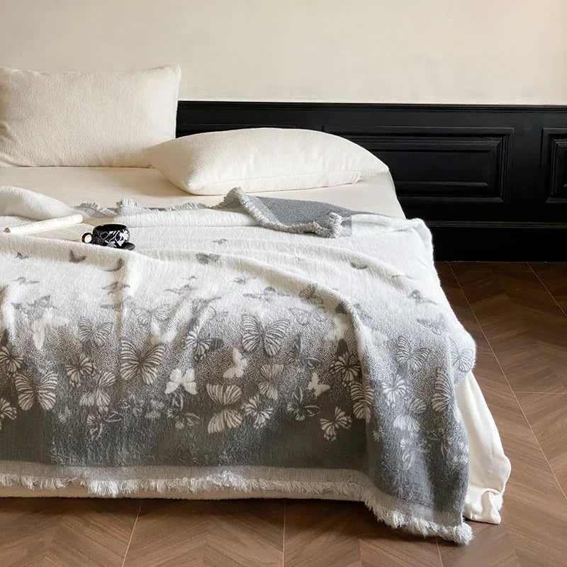 Sandsberg Hochwertige Herbst Winter Warme Decken für Sofa Schmetterling Jacquard Imitation Nerzfell Wärme Decke Hochwertige Schal Decke