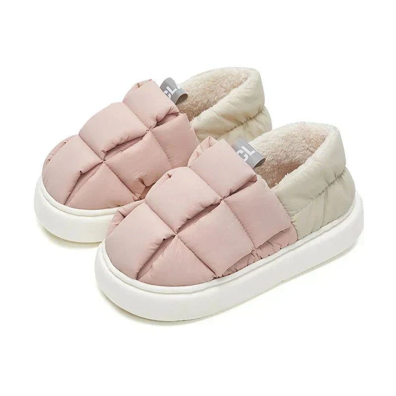 Snuggle Steps - Luxus Plüschstiefel für Komfort und Wärme diesen Winter