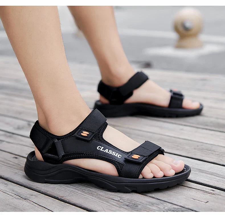 Herren Atmungsaktive Mesh Sandalen Sommer Leichtgewichtig Outdoor Strand Komfort Rutschfeste Freizeitschuhe