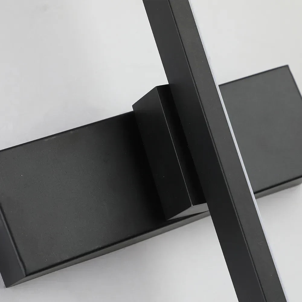 Sandsberg | PlugLuxe – Schlanke skandinavische Wandleuchte mit Stecker für stilvolle Innenräume