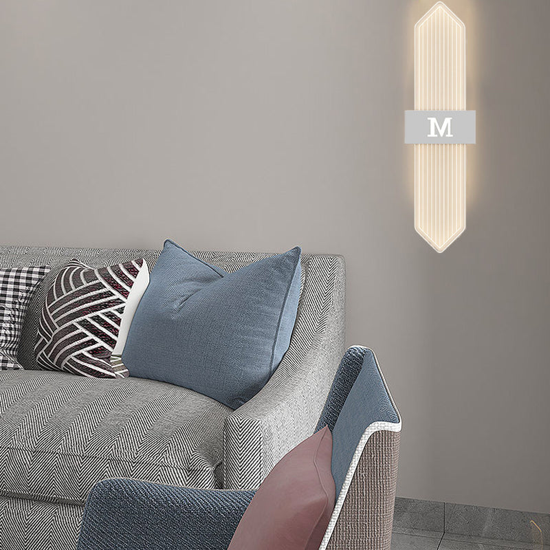 Moderne Luxus Eisen Acrylic Elliptische Streifen Spitz LED Wandleuchte für das Wohnzimmer