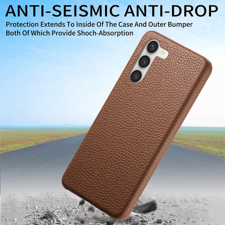 Sandsberg | Für Samsung Galaxy S23 5G Litchi Oil Edge Leder Hintergrund Handyhülle (Braun)