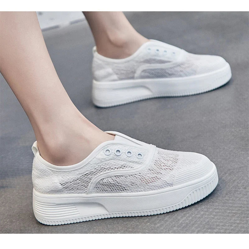 Sommer Schuhe Damen Sneakers Atmungsaktive Schnürschuhe Flats Damen Dicke Sohle Schwarz Weiß