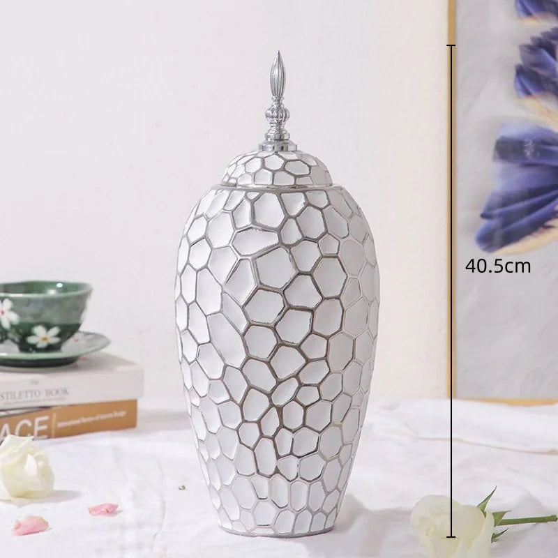 Sandsberg | GoldenPattern | Keramikvase mit luxuriösen goldenen Akzenten – Modernes dekoratives Wohnaccessoire