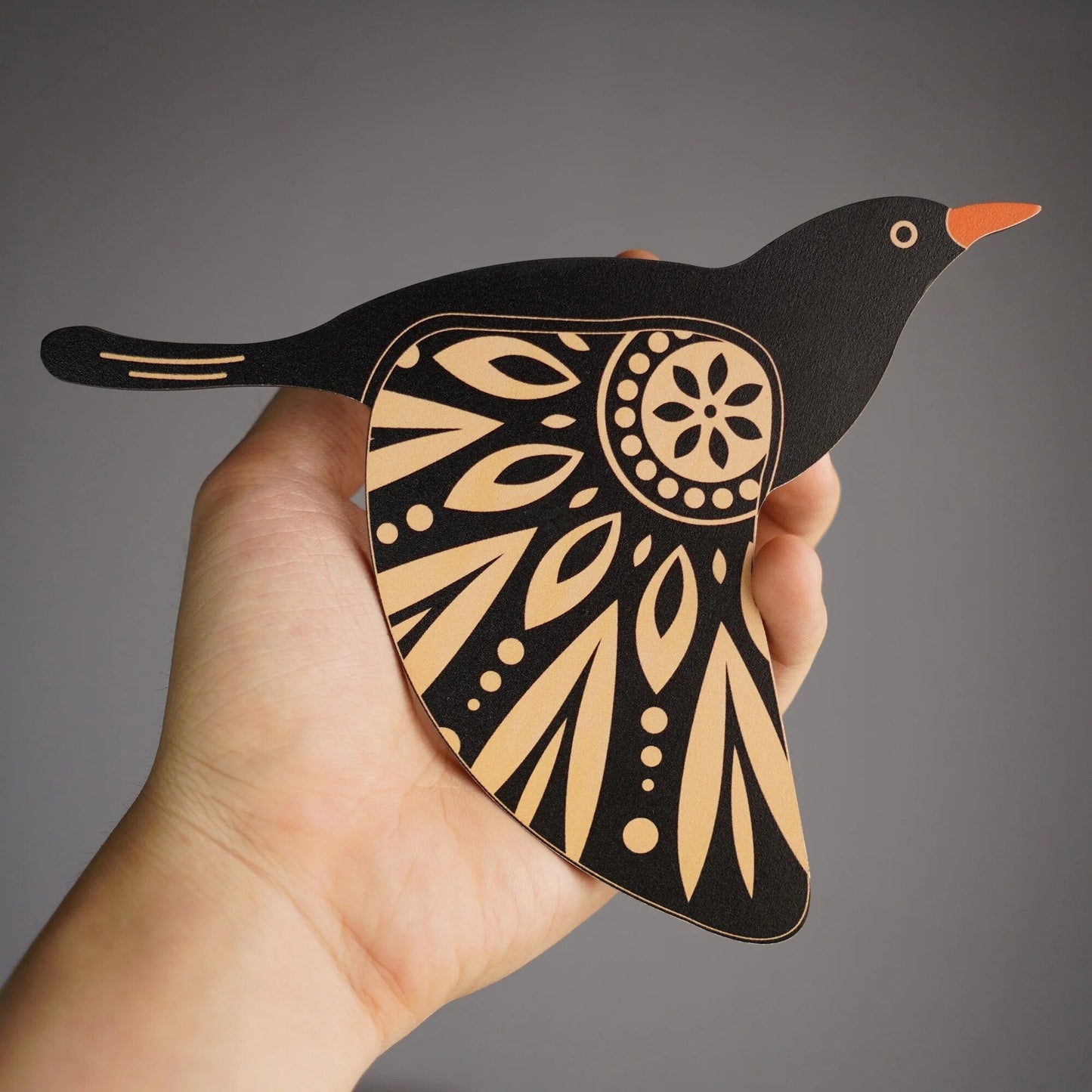 Schwarzer Holzvogel Gotischer Wandschmuck